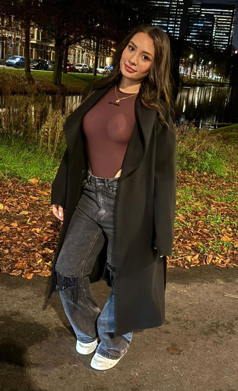 SARA-Pleasure-in-Aruba-Escorts